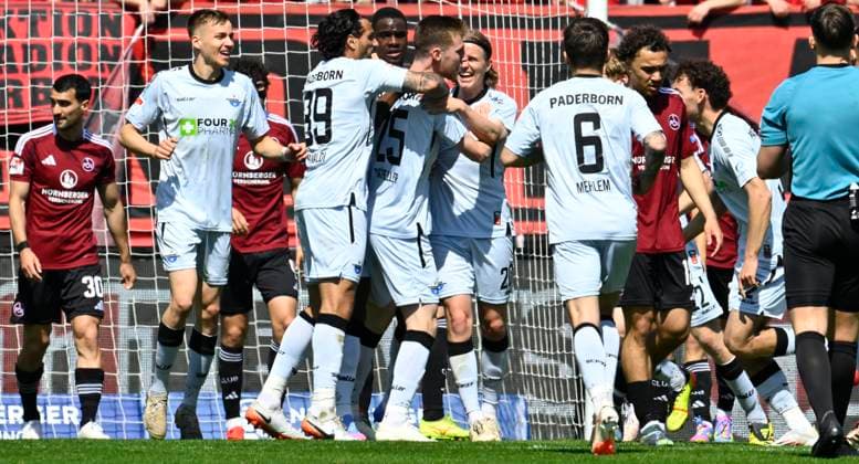 19 04 2024 Soccer Season 2024 2025 2 Soccer Bundesliga 30 Matchday 1 FC Nürnberg FCN Club SC Paderborn 07 SCP Sportfoto Zink xwoxzix DFL regulations prohibit any use of photographs as image sequences and or quasi video only for editorial use Torjubel Jubel nach Treffer Tor Torschuß zum 1 1 durch Tjark Scheller 25, SC Paderborn 07