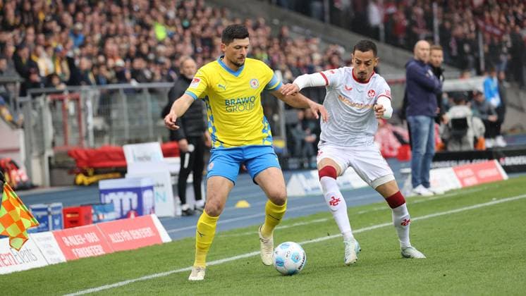 Eintracht BS vs 1 FC Kaiserslautern Braunschweig, 19 04 2025, Football, Season 24 25, 2 Bundesliga, Matchday 30, Eintracht Braunschweig vs 1 FC Kaiserslautern, Picture shows Jannis Nikolaou BTSV, 4 Braunschweig