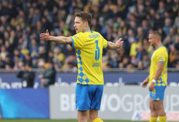 Eintracht BS vs 1 FC Kaiserslautern Braunschweig, 19 04 2025, Soccer, Season 24 25, 2 Bundesliga, Matchday 30, Eintracht Braunschweig vs 1 FC Kaiserslautern, Picture shows Paul Jaeckel BTSV, 3 Braunschweig