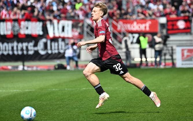 19 04 2024 Soccer Season 2024 2025 2 Soccer Bundesliga 30 Matchday 1 FC Nürnberg FCN Club SC Paderborn 07 SCP Sportfoto Zink xwoxzix DFL regulations prohibit any use of photographs as image sequences and or quasi video only for editorial use Tim Janisch 32, 1 FC Nürnberg FCN