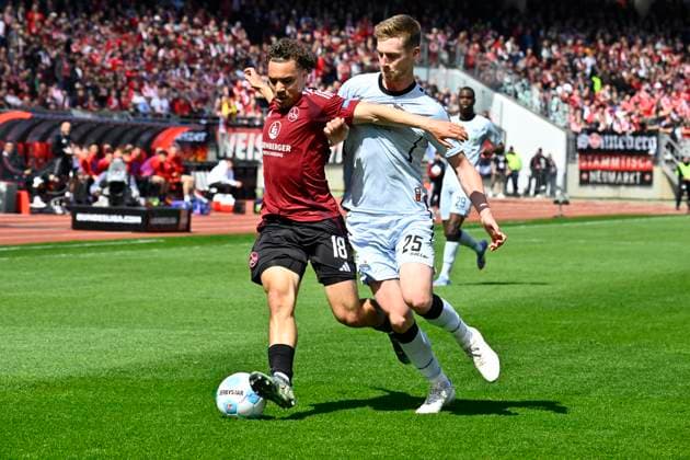 19 04 2024 Soccer Season 2024 2025 2 Soccer Bundesliga 30 Matchday 1 FC Nürnberg FCN Club SC Paderborn 07 SCP Sportfoto Zink xwoxzix DFL regulations prohibit any use of photographs as image sequences and or quasi video only for editorial use Rafael Lubach 18, 1 FC Nürnberg FCN Tjark Scheller 25, SC Paderborn 07