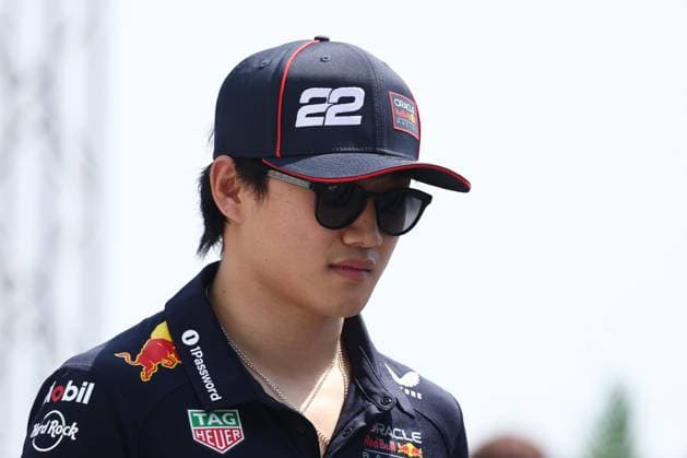 F1 Saudi Arabian Grand Prix 2025 Practice 3 Yuki Tsunoda of Red Bull Racing before third practice ahead of the Formula 1 Saudi Arabian Grand Prix at Jeddah Corniche Circuit in Jeddah, Saudi Arabia on April 19, 2025. Jeddah Saudi Arabia  Copyright: xJakubxPorzyckix originalFilename:porzycki-f1saudia250419_npWL4.jpg