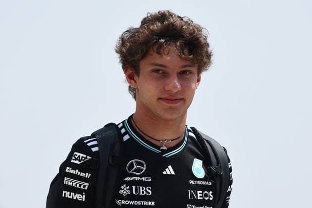 F1 Saudi Arabian Grand Prix 2025 Practice 3 Andrea Kimi Antonelli of Mercedes before third practice ahead of the Formula 1 Saudi Arabian Grand Prix at Jeddah Corniche Circuit in Jeddah, Saudi Arabia on April 19, 2025. Jeddah Saudi Arabia  Copyright: xJakubxPorzyckix originalFilename:porzycki-f1saudia250419_npx30.jpg