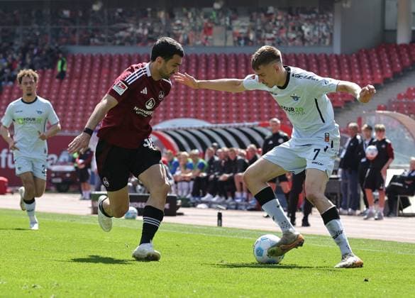 19 04 2024 Soccer Season 2024 2025 2 Soccer Bundesliga 30 Matchday 1 FC Nürnberg FCN Club SC Paderborn 07 SCP Sportfoto Zink DaMa xdaxmax DFL regulations prohibit any use of photographs as image sequences and or quasi video only for editorial use Mahir Emreli 30, 1 FC Nürnberg FCN Filip Bilbija 7, SC Paderborn 07