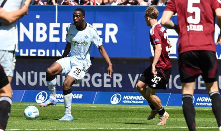 19 04 2024 Soccer Season 2024 2025 2 Soccer Bundesliga 30 Matchday 1 FC Nürnberg FCN Club SC Paderborn 07 SCP Sportfoto Zink xwoxzix DFL regulations prohibit any use of photographs as image sequences and or quasi video only for editorial use Ilyas Ansah 29, SC Paderborn 07 on the way to the goal Goal Shot to 1 2