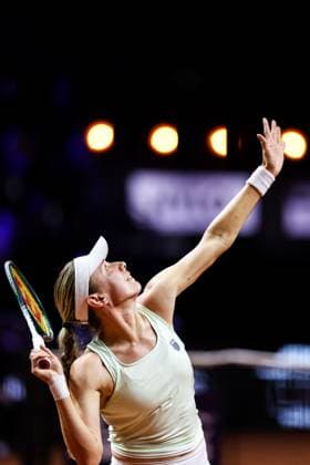 in the picture Ekaterina Alexandrova Ekaterina Alexandrova vs Jessica Pegula USA GER, Porsche Tennis Grand Prix GP Stuttgart 2025, WTA500, 19 04 2025 GER, Porsche Tennis Grand Prix GP Stuttgart 2025, WTA500, 19 04 2025 Stuttgart Copyright: xEibner-Pressefoto RogerxBuerkex EP