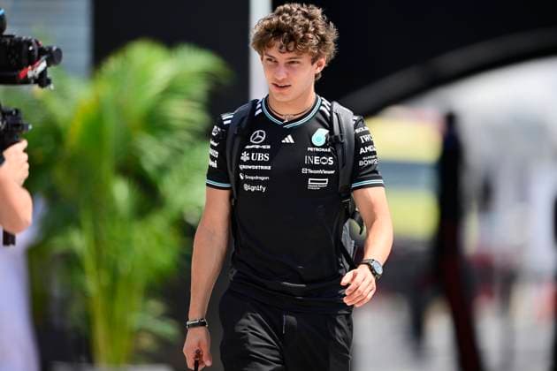 F1 Grand Prix of Saudi Arabia - Qualifying Andrea Kimi Antonelli of the Mercedes-AMG Petronas F1 Team chats during the qualifying of the Saudi Arabia GP, the 5th round of the Formula 1 World Championship, WM, Weltmeisterschaft at the Jeddah Corniche Circuit in Jeddah, Saudi Arabia, on April 19, 2025. Jeddah Saudia Arabia  Copyright: xAndreaxDiodatox originalFilename:diodato-f1saudia250419_npIa9.jpg