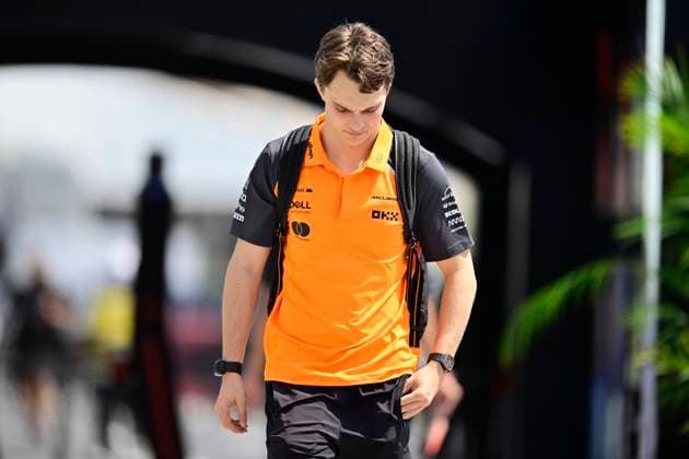 F1 Grand Prix of Saudi Arabia - Qualifying Oscar Piastri of the McLaren F1 Team chats during the qualifying of the Saudi Arabia GP, the 5th round of the Formula 1 World Championship, WM, Weltmeisterschaft at the Jeddah Corniche Circuit in Jeddah, Saudi Arabia, on April 19, 2025. Jeddah Saudia Arabia  Copyright: xAndreaxDiodatox originalFilename:diodato-f1saudia250419_np7a2.jpg