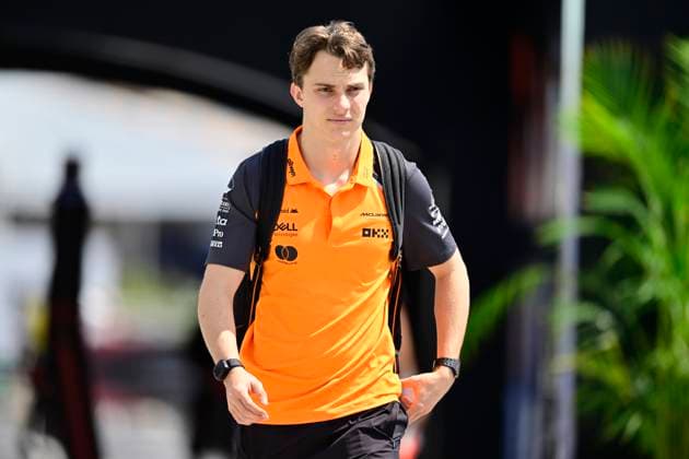 F1 Grand Prix of Saudi Arabia - Qualifying Oscar Piastri of the McLaren F1 Team chats during the qualifying of the Saudi Arabia GP, the 5th round of the Formula 1 World Championship, WM, Weltmeisterschaft at the Jeddah Corniche Circuit in Jeddah, Saudi Arabia, on April 19, 2025. Jeddah Saudia Arabia  Copyright: xAndreaxDiodatox originalFilename:diodato-f1saudia250419_npVGh.jpg