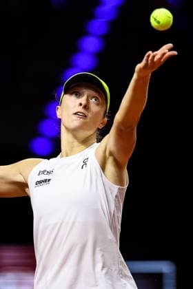 In the picture Iga Swiatek Jelena Osstapenko LAT vs Iga Swiatek POL GER, Porsche Tennis Grand Prix GP Stuttgart 2025, WTA500, 19 04 2025 GER, Porsche Tennis Grand Prix GP Stuttgart 2025, WTA500, 19 04 2025 Stuttgart Copyright: xEibner-Pressefoto RogerxBuerkex EP