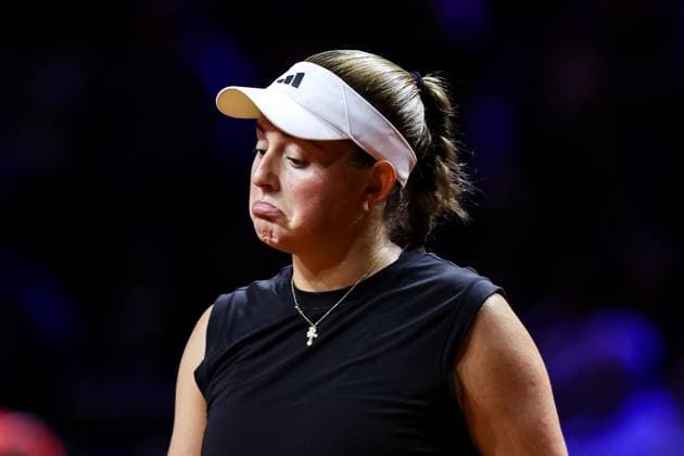 In the picture Jelena Osstapenko LAT Jelena Osstapenko LAT vs Iga Swiatek POL GER, Porsche Tennis Grand Prix GP Stuttgart 2025, WTA500, 19 04 2025 GER, Porsche Tennis Grand Prix GP Stuttgart 2025, WTA500, 19 04 2025 Stuttgart Copyright: xEibner-Pressefoto RogerxBuerkex EP