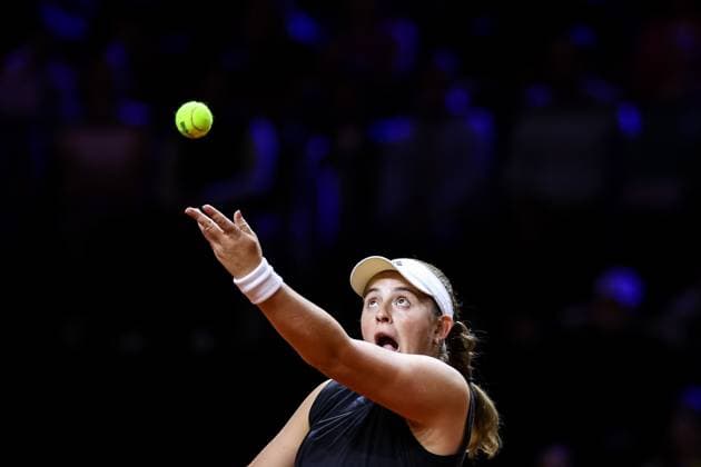 In the picture Jelena Osstapenko LAT Jelena Osstapenko LAT vs Iga Swiatek POL GER, Porsche Tennis Grand Prix GP Stuttgart 2025, WTA500, 19 04 2025 GER, Porsche Tennis Grand Prix GP Stuttgart 2025, WTA500, 19 04 2025 Stuttgart Copyright: xEibner-Pressefoto RogerxBuerkex EP
