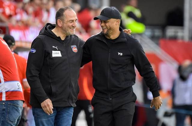 19 04 2025, xemx, Soccer 1 Bundesliga, 1 FC Heidenheim FC Bayern Muenchen v l Head Coach Frank Schmidt 1 FC Heidenheim , Head Coach Vincent Kompany FC Bayern Muenchen DFL DFB REGULATIONS PROHIBIT ANY USE OF PHOTOGRAPHS as IMAGE SEQUENCES and or QUASI VIDEO Heidenheim