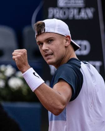 April 19, 2025, Barcelona, Barcelona, Spain: Holger Rune of Denmark during the semifinals between Karen Khachanov on Barcelona Open Banc Sabadell Trofeo Conde de Godo on April 19, 2025 in Barcelona, Spain. Barcelona Spain - ZUMAs316 20250419_znp_s316_020 Copyright: xMartixSeguraxRamonedax