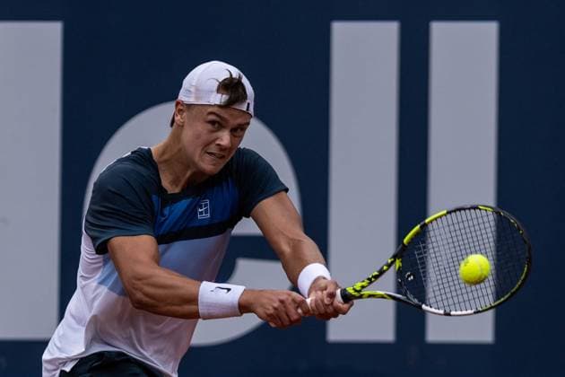 April 19, 2025, Barcelona, Barcelona, Spain: Holger Rune of Denmark during the semifinals between Karen Khachanov on Barcelona Open Banc Sabadell Trofeo Conde de Godo on April 19, 2025 in Barcelona, Spain. Barcelona Spain - ZUMAs316 20250419_znp_s316_027 Copyright: xMartixSeguraxRamonedax
