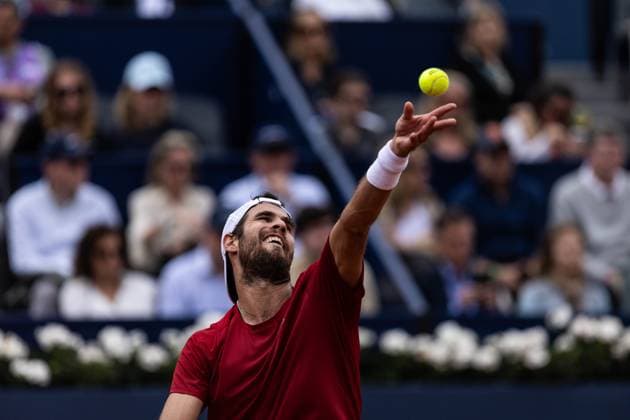 April 19, 2025, Barcelona, Barcelona, Spain: Karen Khachanov of Russia during the semifinals between Holger Rune of Denmark on Barcelona Open Banc Sabadell Trofeo Conde de Godo on April 19, 2025 in Barcelona, Spain. Barcelona Spain - ZUMAs316 20250419_znp_s316_033 Copyright: xMartixSeguraxRamonedax