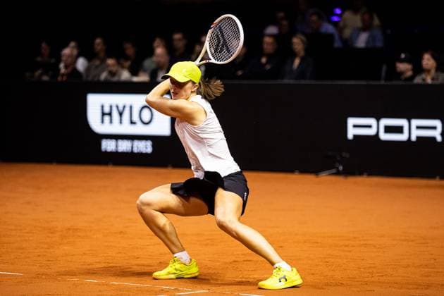 In the picture Iga Swiatek Jelena Ostapenko LAT vs Iga Swiatek POL GER, Porsche Tennis Grand Prix GP Stuttgart 2025, WTA500, 19 04 2025 GER, Porsche Tennis Grand Prix GP Stuttgart 2025, WTA500, 19 04 2025 Stuttgart Copyright: xEibner-Pressefoto RogerxBuerkex EP