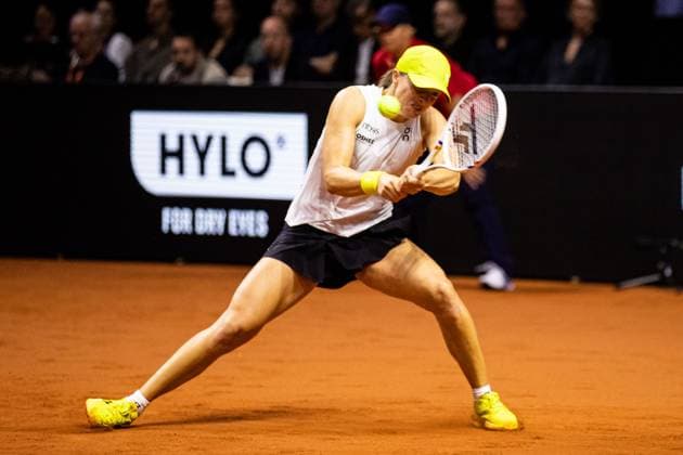 In the picture Iga Swiatek Jelena Ostapenko LAT vs Iga Swiatek POL GER, Porsche Tennis Grand Prix GP Stuttgart 2025, WTA500, 19 04 2025 GER, Porsche Tennis Grand Prix GP Stuttgart 2025, WTA500, 19 04 2025 Stuttgart Copyright: xEibner-Pressefoto RogerxBuerkex EP