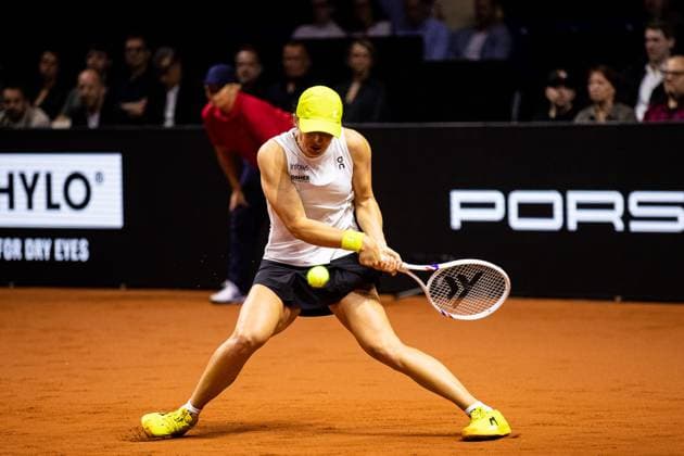 In the picture Iga Swiatek Jelena Ostapenko LAT vs Iga Swiatek POL GER, Porsche Tennis Grand Prix GP Stuttgart 2025, WTA500, 19 04 2025 GER, Porsche Tennis Grand Prix GP Stuttgart 2025, WTA500, 19 04 2025 Stuttgart Copyright: xEibner-Pressefoto RogerxBuerkex EP