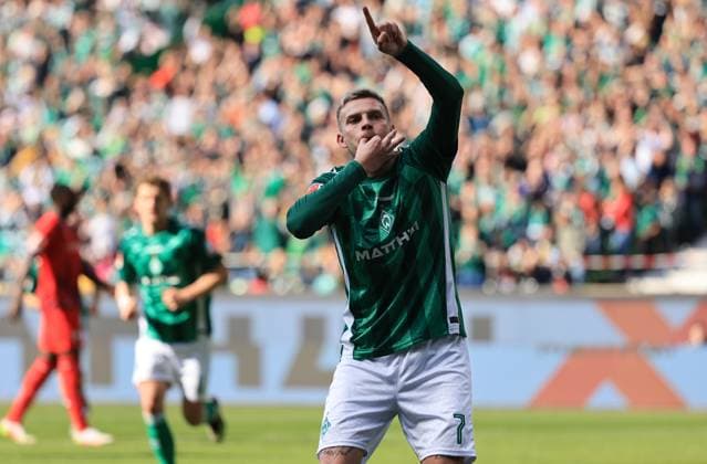 GER, 1 FBL SV Werder Bremen vs VfL Bochum 19 04 2025, wohninvest Weserstadion, Bremen, GER, 1 FBL SV Werder Bremen vs VfL Bochum in the picture picture shows No goal offside celebration Marvin Ducksch Werder Bremen 07 nordphotoxGmbHx xTauchnitz nph00059