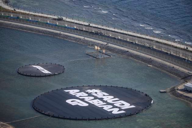 F1 - SAUDI ARABIAN GRAND PRIX 2025 Aerial view of Jeddah Corniche Circuit during the Formula 1 STC Saudi Arabian Grand Prix 2025, 5th round of the 2025 FIA Formula One World Championship, WM, Weltmeisterschaft from April 18 to 20, 2025 on the Jeddah Corniche Circuit, in Jeddah, Saudi Arabia - JeddahSaudi Arabia  Copyright: xXavixBonillax