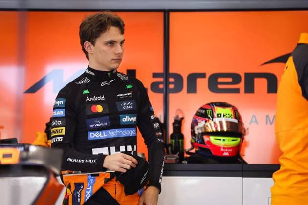F1 - SAUDI ARABIAN GRAND PRIX 2025 PIASTRI Oscar (aus), McLaren F1 Team MCL39, portrait during the Formula 1 STC Saudi Arabian Grand Prix 2025, 5th round of the 2025 FIA Formula One World Championship, WM, Weltmeisterschaft from April 18 to 20, 2025 on the Jeddah Corniche Circuit, in Jeddah, Saudi Arabia - JeddahSaudi Arabia  Copyright: xANTONINxVINCENTx