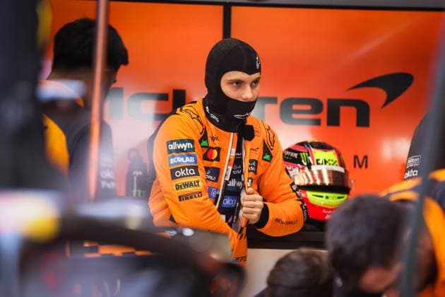 F1 - SAUDI ARABIAN GRAND PRIX 2025 PIASTRI Oscar (aus), McLaren F1 Team MCL39, portrait during the Formula 1 STC Saudi Arabian Grand Prix 2025, 5th round of the 2025 FIA Formula One World Championship, WM, Weltmeisterschaft from April 18 to 20, 2025 on the Jeddah Corniche Circuit, in Jeddah, Saudi Arabia - JeddahSaudi Arabia  Copyright: xANTONINxVINCENTx