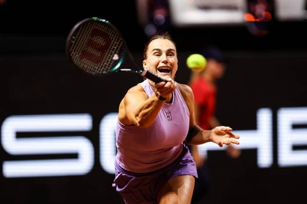 in the picture Aryna Sabalenka Aryna Sabalenka vs Elise Mertens BEL GER, Porsche Tennis Grand Prix GP Stuttgart 2025, WTA500, 19 04 2025 GER, Porsche Tennis Grand Prix GP Stuttgart 2025, WTA500, 19 04 2025 Stuttgart Copyright: xEibner-Pressefoto RogerxBuerkex EP