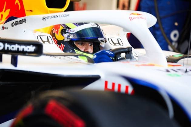 F1 - SAUDI ARABIAN GRAND PRIX 2025 HADJAR Isack (fra), Visa Cash App RB F1 Team VCARB02, portrait during the Formula 1 STC Saudi Arabian Grand Prix 2025, 5th round of the 2025 FIA Formula One World Championship, WM, Weltmeisterschaft from April 18 to 20, 2025 on the Jeddah Corniche Circuit, in Jeddah, Saudi Arabia - JeddahSaudi Arabia  Copyright: xANTONINxVINCENTx