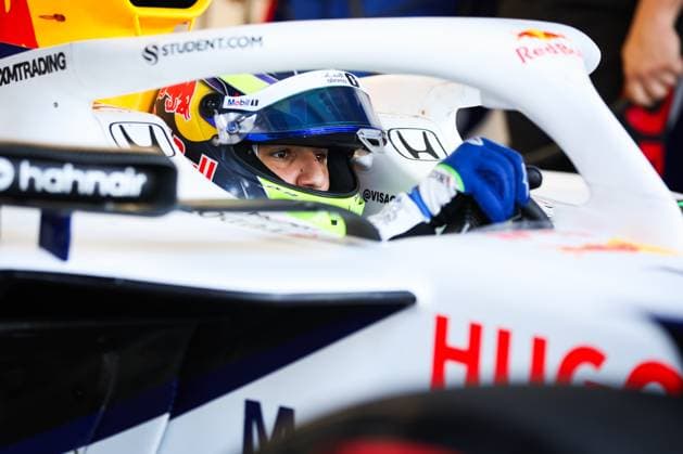 F1 - SAUDI ARABIAN GRAND PRIX 2025 HADJAR Isack (fra), Visa Cash App RB F1 Team VCARB02, portrait during the Formula 1 STC Saudi Arabian Grand Prix 2025, 5th round of the 2025 FIA Formula One World Championship, WM, Weltmeisterschaft from April 18 to 20, 2025 on the Jeddah Corniche Circuit, in Jeddah, Saudi Arabia - JeddahSaudi Arabia  Copyright: xANTONINxVINCENTx