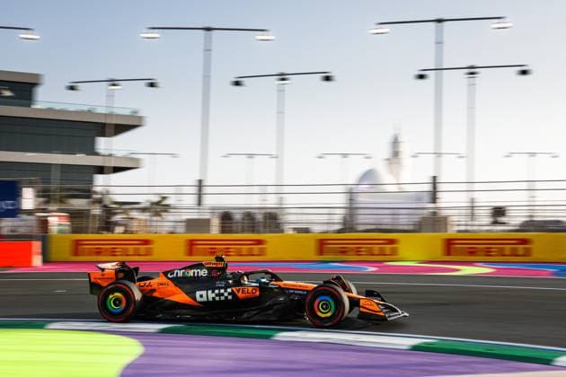 F1 - SAUDI ARABIAN GRAND PRIX 2025 81 PIASTRI Oscar (aus), McLaren F1 Team MCL39, action during the Formula 1 STC Saudi Arabian Grand Prix 2025, 5th round of the 2025 FIA Formula One World Championship, WM, Weltmeisterschaft from April 18 to 20, 2025 on the Jeddah Corniche Circuit, in Jeddah, Saudi Arabia - JeddahSaudi Arabia  Copyright: xANTONINxVINCENTx