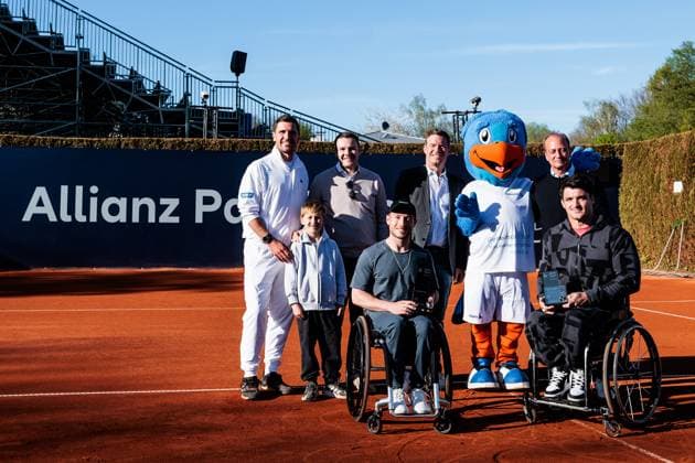 BMW Open Munich ATP 500 19 04 2025 Award ceremony of the Allianz Para Trophy Group photo with the two singles finalists Alfie Hewett Great Britain and Gustavo Fernandez Argentina Mischa Zverev Patron Allianz Para Trophy BMW Open by Bitpanda Munich ATP 500 Day 8, Munich, MTTC Iphitos on 19 04 2025 Copyright: xBEAUTIFULxSPORTS Wunderlx