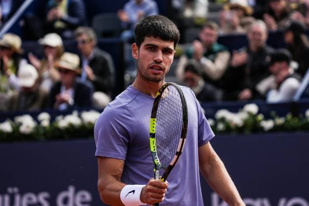 April 19, 2025, Barcelona, Barcelona, Spain: Carlos Alcaraz of Spain during the semifinals between Arthur Fils of France on Barcelona Open Banc Sabadell Trofeo Conde de Godo on April 19, 2025 in Barcelona, Spain. Barcelona Spain - ZUMAs316 20250419_znp_s316_064 Copyright: xMartixSeguraxRamonedax
