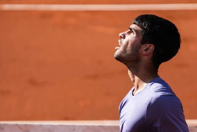 April 19, 2025, Barcelona, Barcelona, Spain: Carlos Alcaraz of Spain during the semifinals between Arthur Fils of France on Barcelona Open Banc Sabadell Trofeo Conde de Godo on April 19, 2025 in Barcelona, Spain. Barcelona Spain - ZUMAs316 20250419_znp_s316_063 Copyright: xMartixSeguraxRamonedax