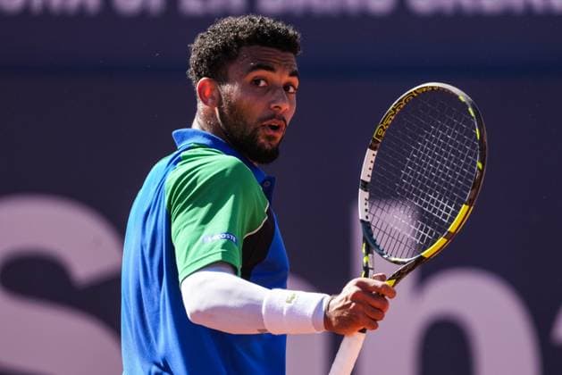 April 19, 2025, Barcelona, Barcelona, Spain: Arthur Fils of France during the semifinals between Carlos Alcaraz of Spain on Barcelona Open Banc Sabadell Trofeo Conde de Godo on April 19, 2025 in Barcelona, Spain. Barcelona Spain - ZUMAs316 20250419_znp_s316_073 Copyright: xMartixSeguraxRamonedax