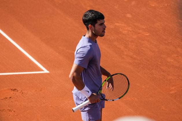 April 19, 2025, Barcelona, Barcelona, Spain: Carlos Alcaraz of Spain during the semifinals between Arthur Fils of France on Barcelona Open Banc Sabadell Trofeo Conde de Godo on April 19, 2025 in Barcelona, Spain. Barcelona Spain - ZUMAs316 20250419_znp_s316_096 Copyright: xMartixSeguraxRamonedax