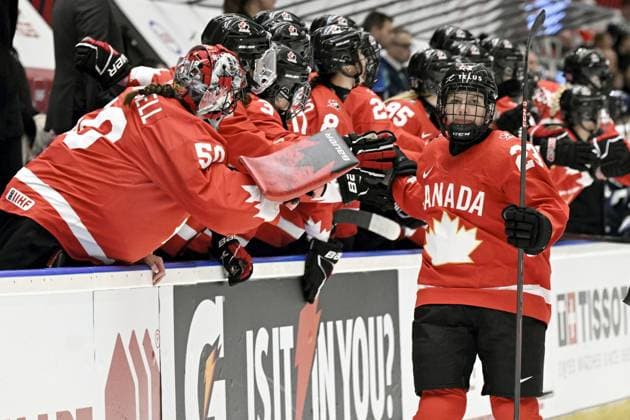 Canada s Erin Ambrose (23) celebrates her game-tying 1-1 goal during the IIHF Women s Ice hockey, Eishockey World Championship, WM, Weltmeisterschaft semifinal match between Canada and Finland in Ceske Budejovice, Czechia, on April 19, 2025. Ceske Budejovice Czechia LKFTJK20250419202007TABS  Copyright: xEmmixKorhonenx LKFTJK20250419202007TABS