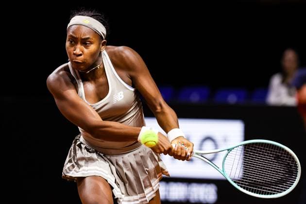 In the picture Coco Gauff Coco Gauff USA vs Jasmine Paolini ITA GER, Porsche Tennis Grand Prix GP Stuttgart 2025, WTA500, 19 04 2025 GER, Porsche Tennis Grand Prix GP Stuttgart 2025, WTA500, 19 04 2025 Stuttgart Copyright: xEibner-Pressefoto RogerxBuerkex EP