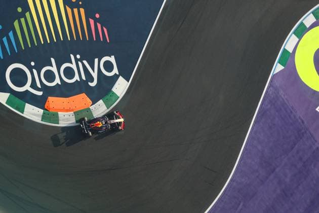 FORMULE 1 : Grand Prix Arabie Saoudite - 19 04 2025 1 Max Verstappen (NLD) Oracle Red Bull Racing (AUT) Red Bull RB21 Honda RBPT during the 2025 Formula One STC Saudi Arabian Grand Prix, 5th round of the 2025 Formula 1 World Championship, WM, Weltmeisterschaft taking place from April 18 to 20, 2025 on the Jeddah Corniche Circuit, in Jeddah (SAU) JEDDAHSaudi Arabia  Copyright: xMPSxAGENCYx
