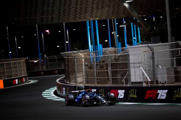 Formula 1 STC Saudi Arabian Grand Prix 2025 Alexis Perrin OVERTAKE MAXPPP - Jeddah 19 04 2025 23 ALBON Alexander (tha), Williams Racing, action during the Formula 1 STC Saudi Arabian Grand Prix 2025, the 5th round of the 2025 FIA Formula 1 World Championship, WM, Weltmeisterschaft on the Jeddah Corniche Circuit from April 17 to 20, 2025, in Jeddah, Saudi Arabia Jeddah Saudi Arabia  Copyright: xOVERTAKE MAXPPPxAlexisxPerrinx OVT202504204724 OVT202504204724