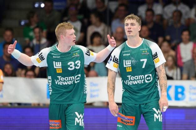 BAU 19 04 2025 Göppingen Handball FRISCH AUF Göppingen vs THW Kiel, f l Ymir Gislason Göppingen Victor Klöve Göppingen