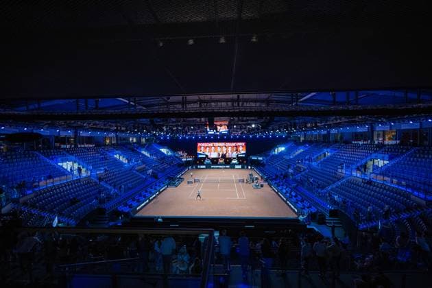 Feature, symbolic image, view of the center court xettx, Germany, Stuttgart, 20 04 2025, tennis, Porsche Tennis Grand Prix, 2025, semi-final, E Alexandrova J Ostapenko, Porsche Arena Photo A2 Bildagentur Peter Hartenfelser
