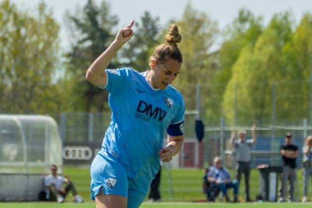 Ingolstadt, Germany 20 April 2025 2 BL Women 2024 2025 FC Ingolstadt 04 vs VfL Bochum In the picture Dörthe Hoppius Bochum cheers after her goal for 2 1 MTV Stadion Bayern Copyright: xFotostandx xSchäferx