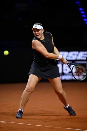 Jelena Ostapenko LAT Action Tennis Womens Porsche Cup Porsche Tennis Grand Prix GP Stuttgart 2025 Porsche Arena 20 04 2024 DFL REGULATIONS PROHIBIT ANY USE OF PHOTOGRAPHS AS IMAGE SEQUENCES AND OR QUASI VIDEO Tennis Womens Porsche Cup Porsche Tennis Grand Prix GP Stuttgart 2025