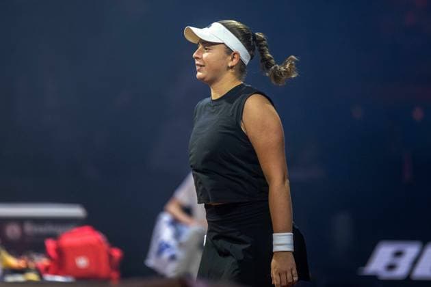 Jelena Ostapenko LAT xettx, Germany, Stuttgart, 20 04 2025, Tennis, Porsche Tennis Grand Prix, 2025, Semifinal, E Alexandrova J Ostapenko, Porsche Arena Photo A2 Bildagentur Peter Hartenfelser