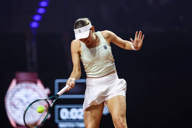 In the picture Ekaterina Alexandrova semi-final Ekaterina Alexandrova vs Jelena Ostapenko LAT GER, Porsche Tennis Grand Prix GP Stuttgart 2025, WTA500, 20 04 2025 GER, Porsche Tennis Grand Prix GP Stuttgart 2025, WTA500, 20 04 2025 Stuttgart Copyright: xEibner-Pressefoto RogerxBuerkex EP