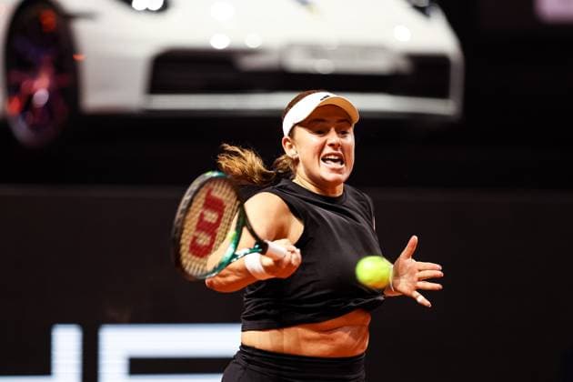 In the picture Jelena Ostapenko semi-final Ekaterina Alexandrova vs Jelena Ostapenko LAT GER, Porsche Tennis Grand Prix GP Stuttgart 2025, WTA500, 20 04 2025 GER, Porsche Tennis Grand Prix GP Stuttgart 2025, WTA500, 20 04 2025 Stuttgart Copyright: xEibner-Pressefoto RogerxBuerkex EP