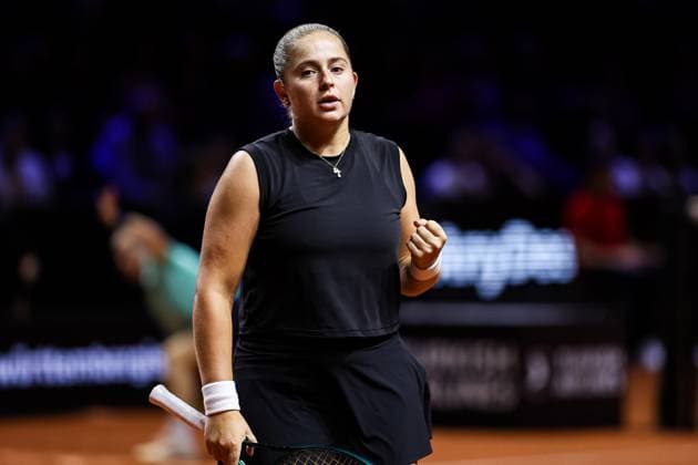 In the picture Jelena Ostapenko semi-final Ekaterina Alexandrova vs Jelena Ostapenko LAT GER, Porsche Tennis Grand Prix GP Stuttgart 2025, WTA500, 20 04 2025 GER, Porsche Tennis Grand Prix GP Stuttgart 2025, WTA500, 20 04 2025 Stuttgart Copyright: xEibner-Pressefoto RogerxBuerkex EP