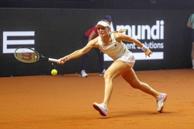 Ekaterina Alexandrova xettx, Germany, Stuttgart, 20 04 2025, Tennis, Porsche Tennis Grand Prix, 2025, Semifinal, E Alexandrova J Ostapenko, Porsche Arena Photo A2 Bildagentur Peter Hartenfelser