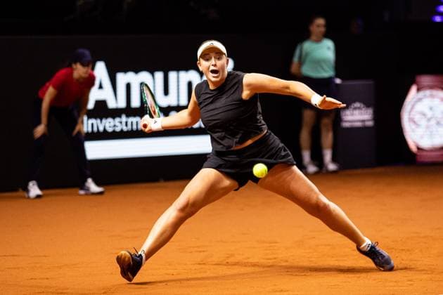 In the picture Jelena Ostapenko semi-final Ekaterina Alexandrova vs Jelena Ostapenko LAT GER, Porsche Tennis Grand Prix GP Stuttgart 2025, WTA500, 20 04 2025 GER, Porsche Tennis Grand Prix GP Stuttgart 2025, WTA500, 20 04 2025 Stuttgart Copyright: xEibner-Pressefoto RogerxBuerkex EP